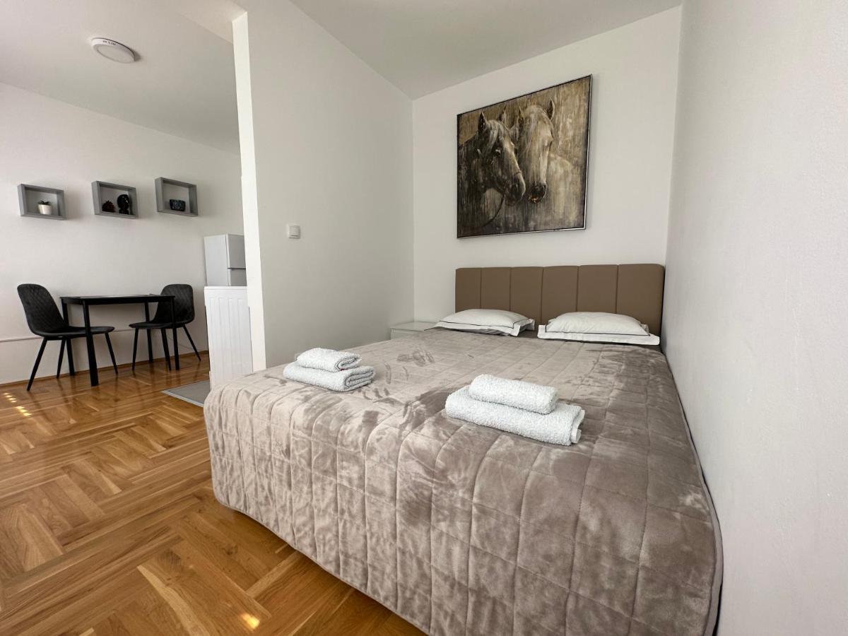 Aura Apartment Belgrade Exterior photo